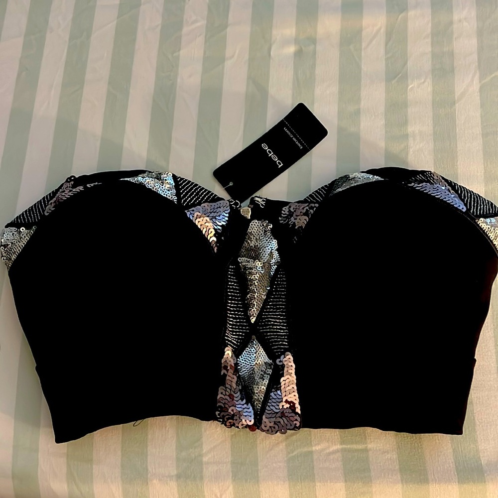 Brand new beautiful top Bebe